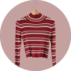 Pink Republic Juniors Cropped Turtle Neck Lightweight Ribbed Long Sleeve Top - M